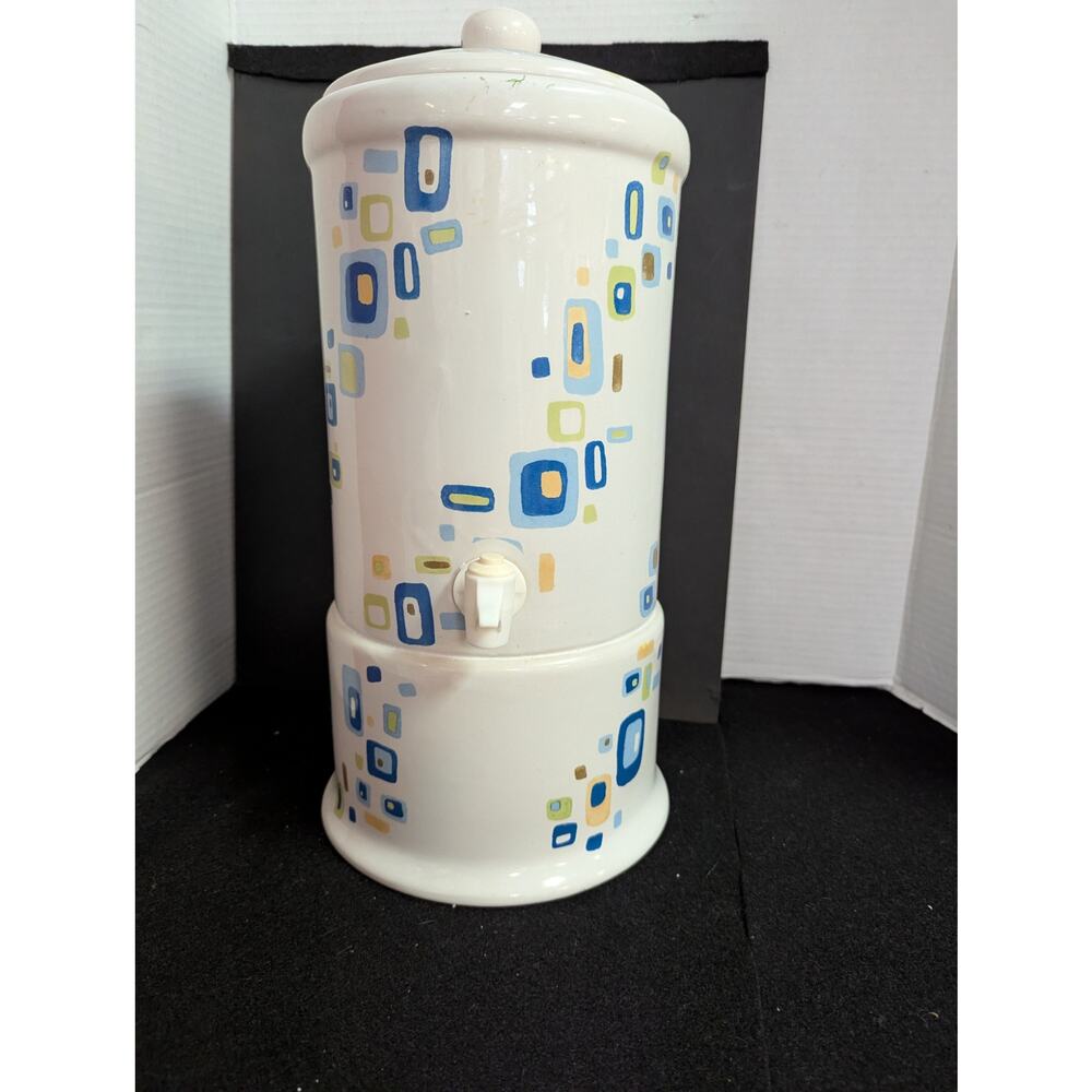 DesignPac Mid Century Modern Geometric Ceramic Beverage Dispenser